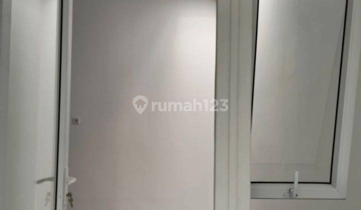 Rumah Brand New Semi Furnish Siap Huni di Alam Sutera Tangerang 2