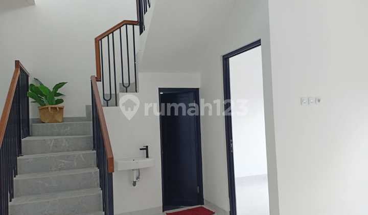 New 2-Story House with SHM, Ready to Occupy Kencana Loka BSD 2