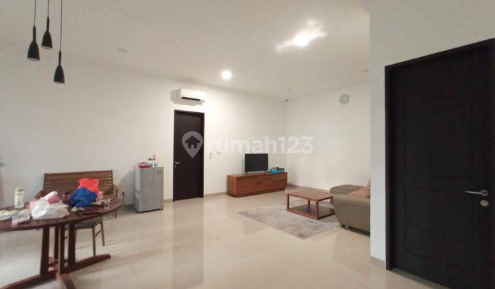 Rumah Bagus Bangunan Mandiri Posisi Hoek Di Leora Alam Sutera 10