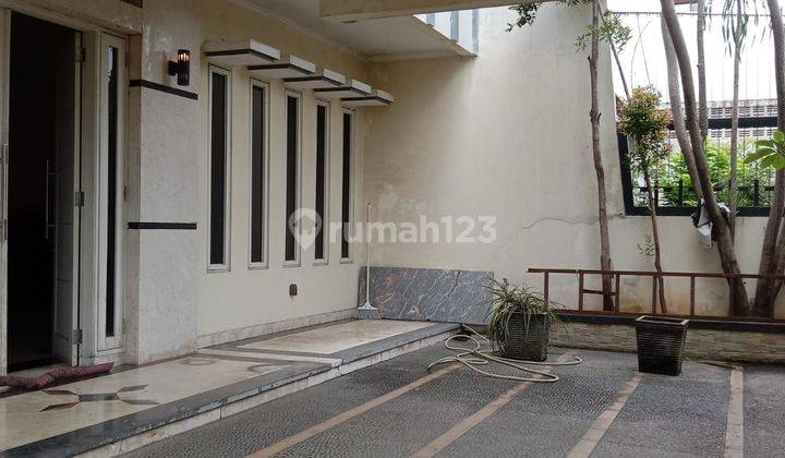  Gedung 3 Lantai Jalan Raya Dekat Sekolah Penabur Gading Serpong 15