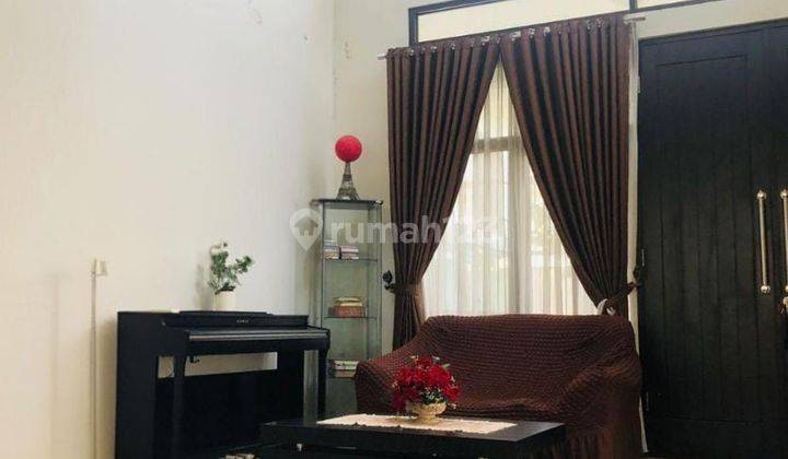 Rumah Bagus Semi Furnished Di Puspita Loka BSD  2