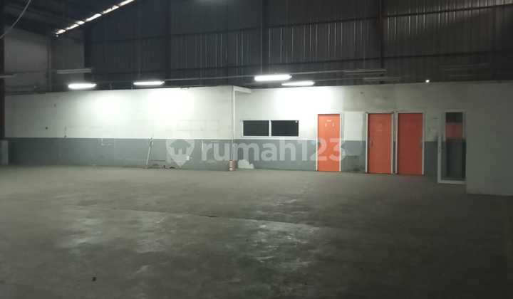Strategic Warehouse for Rent on Main Roadside - Parung
