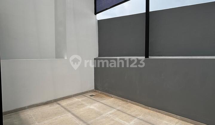 Alam Sutera House with SHM, eligible for KPR, 7x16 facing South. 2