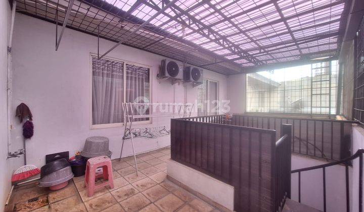 Rumah Rapi 2 Lantai Custom Full Furnished di Alam Sutera 2