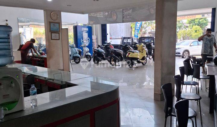 Showroom Motor Brand Ternama Di Kembangan Jakarta Barat 1