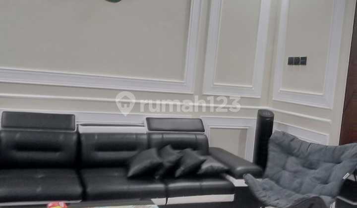 Beautiful Fully Furnished House in BSD Anggrek Loka Section 2.3 Tangerang Residential Complex Beautiful Fully Furnished House in BSD Anggrek Loka Section 2.3 Tangerang Residential Complex