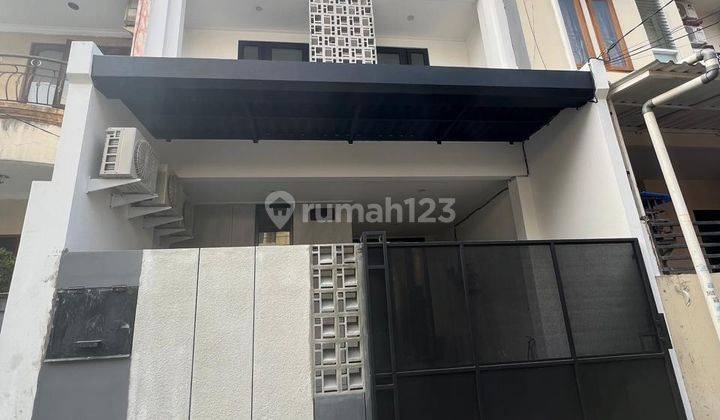  Rumah Kost Premium 3 Lantai Full Furnish di Tanjung Duren  1