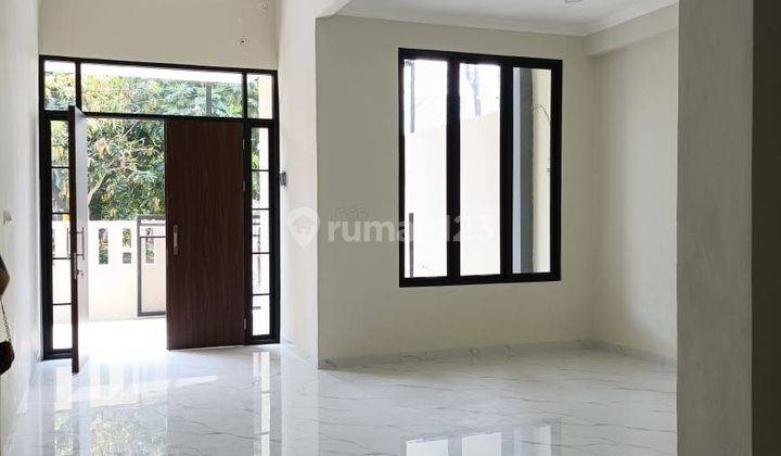 Rumah Baru Design Scandinavia Siap Huni Di Nusaloka Bsd 2