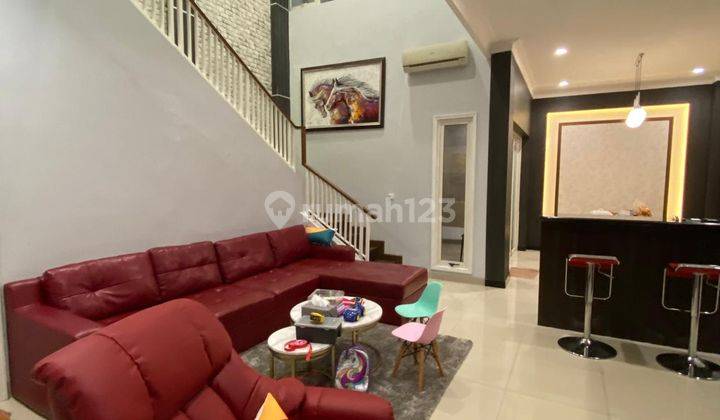 Rumah Full Furnishe Interior Mewah Cluster Grisea The Springs 1