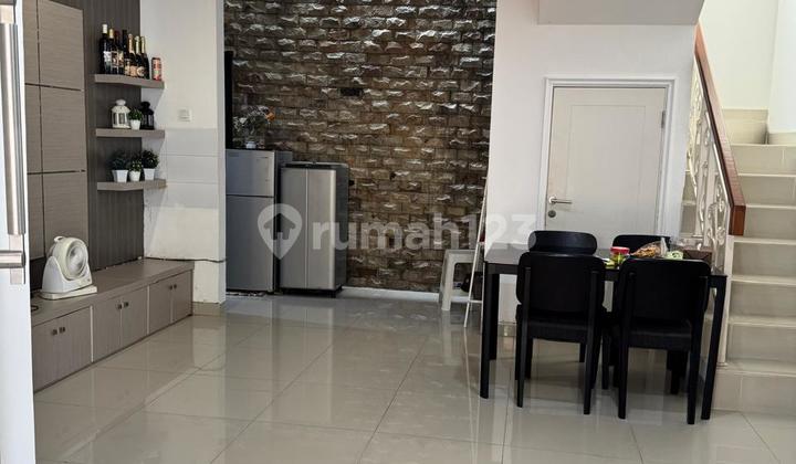 2-Story Fully Furnished House in Karelia Gading Serpong, Strategic Location with Easy Access, Close to Shopping and Culinary Centers 2