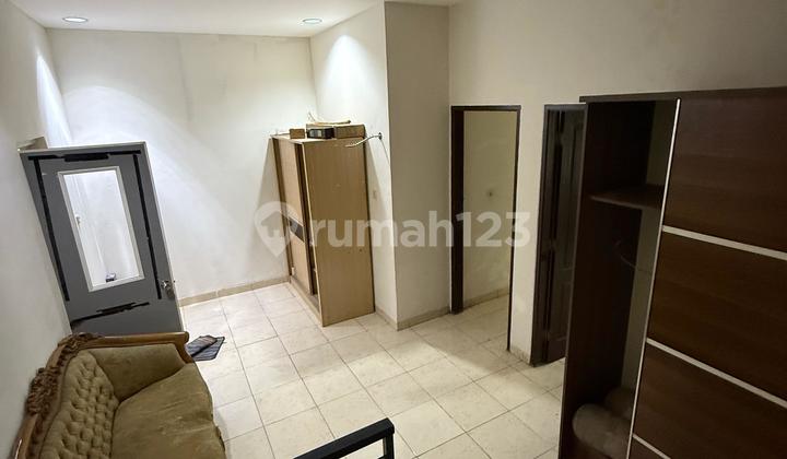 Rumah 3 Lantai Semi Furnished Sektor 1E Gading Serpong 2