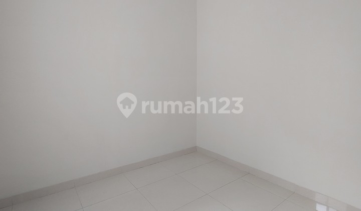 House in Eminent Bsd Near Aeon Mall Strategic Location 2