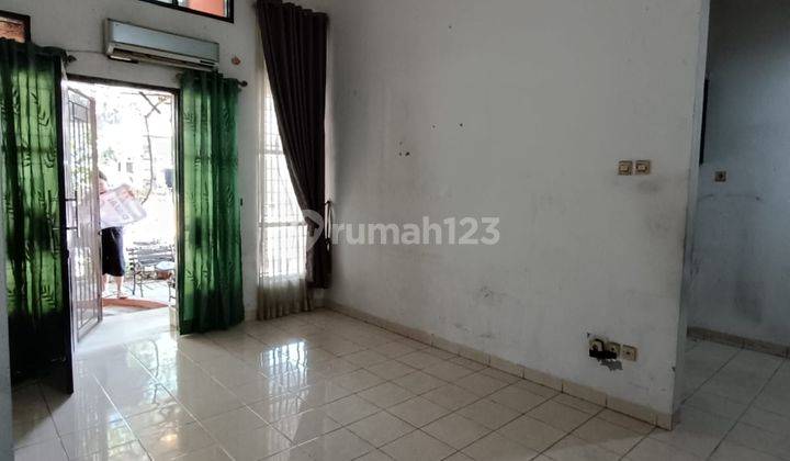 Dijual Cepat Rumah Bagus SHM di Celesta Graha Raya Tangerang 2