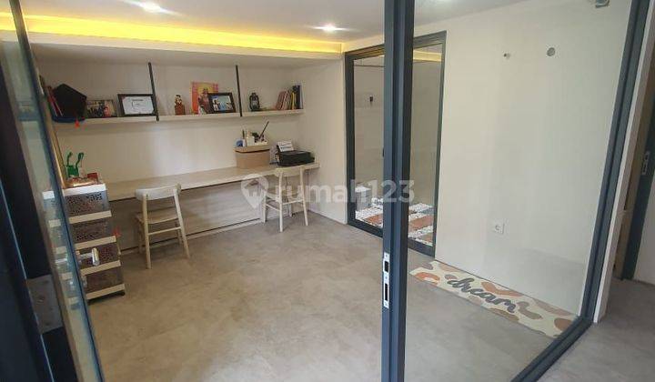 Rumah 3 Lantai Bagus Furnished di Cluster Impresahaus R Bsd  2