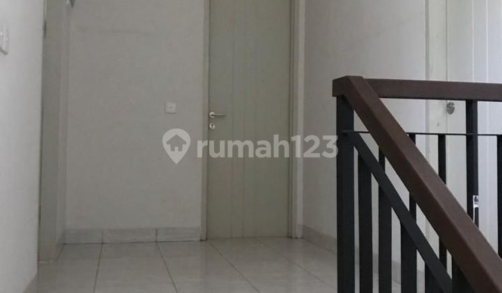 Rumah Ada 2 Samping Sampingan SHM di Naturale Foresta - BSD 2