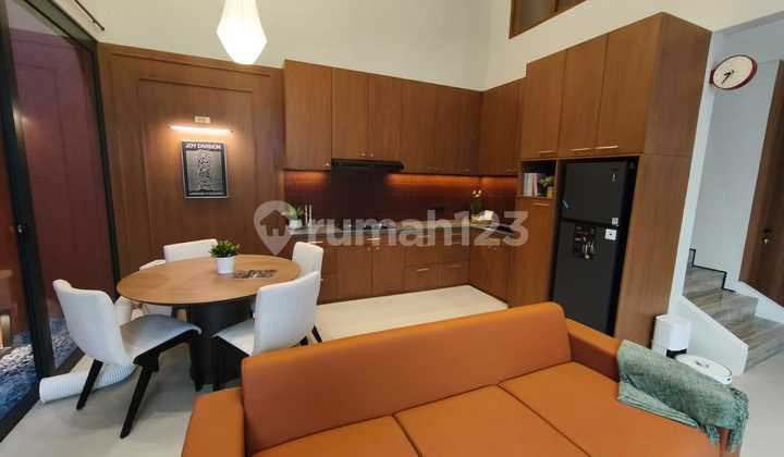 Dijual Rumah Baru Full Furnished Kota Baru Parahyangan