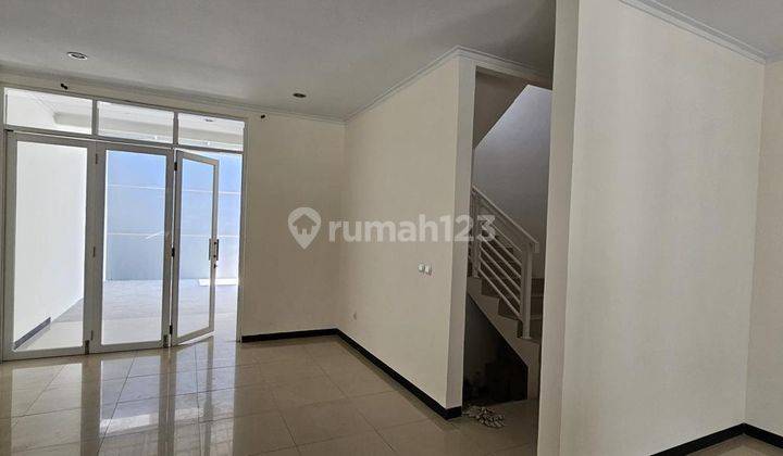 Rumah Dijual Taman Kopo Indah Bandung Sommerville 1