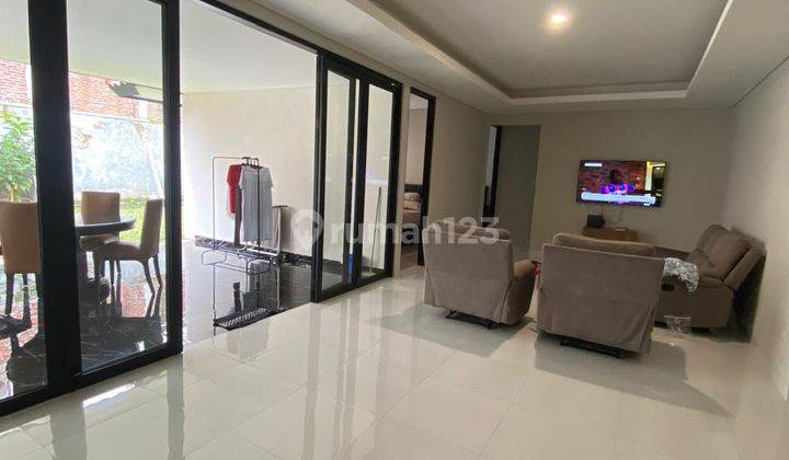 Dijual Rumah Sayap Setraduta Bandung Cantik Minimalis 1