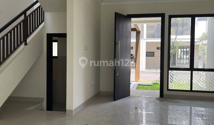 Disewakan Rumah di Podomoro Park Cluster Amagriya Dwi 3