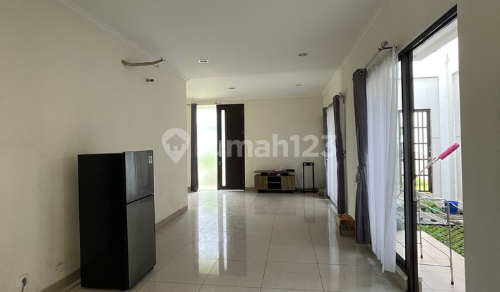  Sewa Rumah Semi Furnish di Cluster Btari Summarecon 15