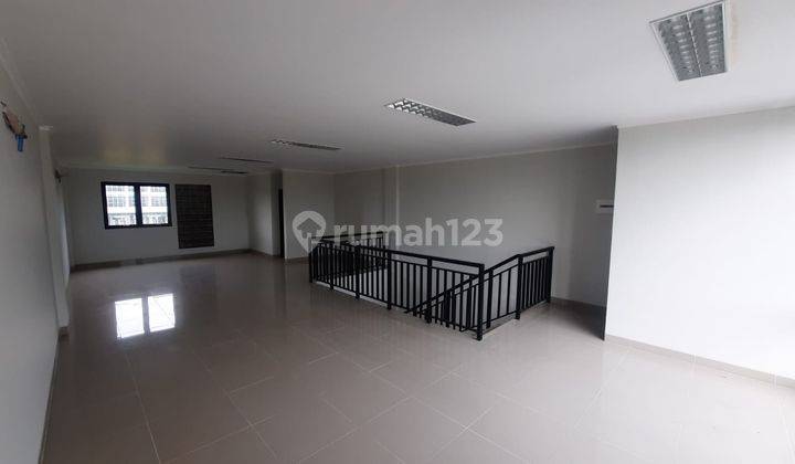  Disewakan Ruko Crystal di Summarecon 4