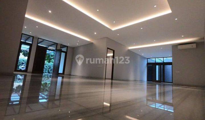 Rumah Super Mewah Dan Luxuty Pusat Kota di Cipaganti Bandung 2