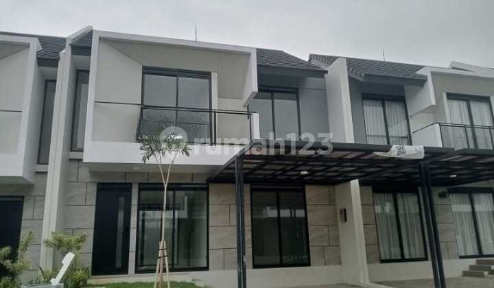 Dijual Rumah di Kota Baru Parahyangan Minimalis Terawat