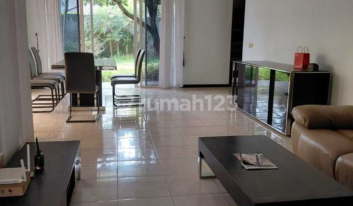 Disewakan Rumah di Kota Baru Parahyangan Full Furnished Disewakan Rumah di Kota Baru Parahyangan Full Furnished