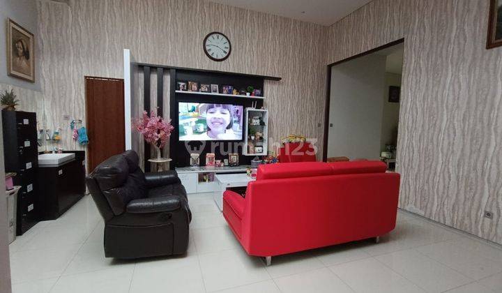 Dijual Rumah Full Furnished Lux Lembang Bandung 1