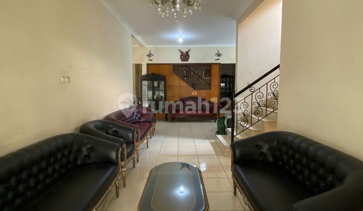 Dijual Rumah Terawat di Kota Baru Parahyangan Siap Huni