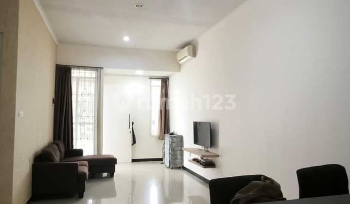 Dijual Rumah di Taman Kopo Indah Bandung Semi Furnished