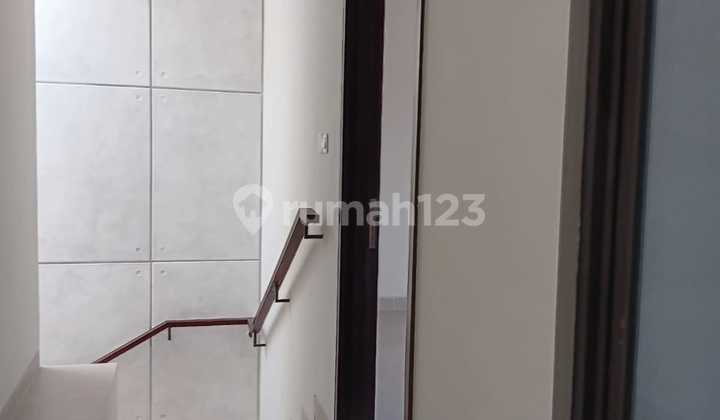 For Rent Summarecon Bandung Hook Semi Furnished House 2