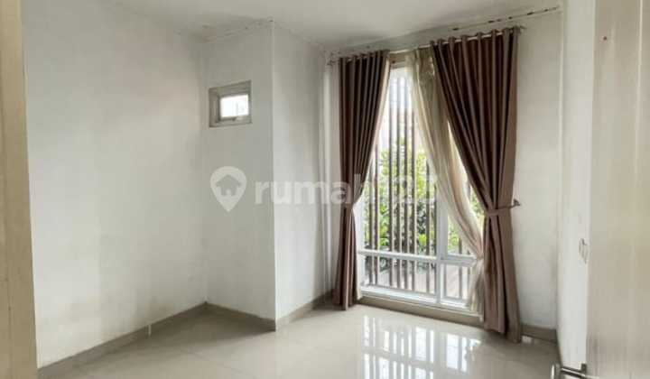 Dijual Rumah Villa Cantik di Cipageran Cimahi Utara 2