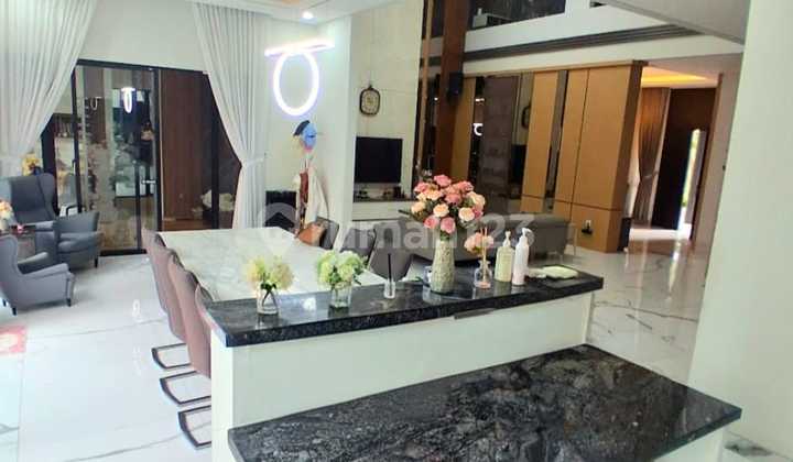 Dijual Cepat Rumah Lux Emily Summarecon Bandung