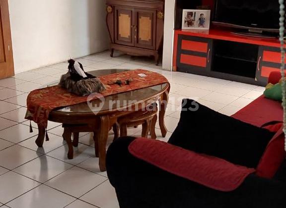 Dijual Rumah di Cipta Graha Pasteur Bandung Semi Furnished