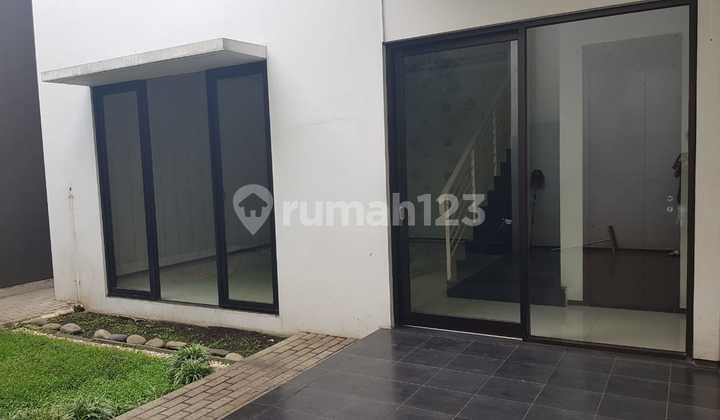 Dijual Rumah Super Limited di Singgasana Pradana Bandung 2