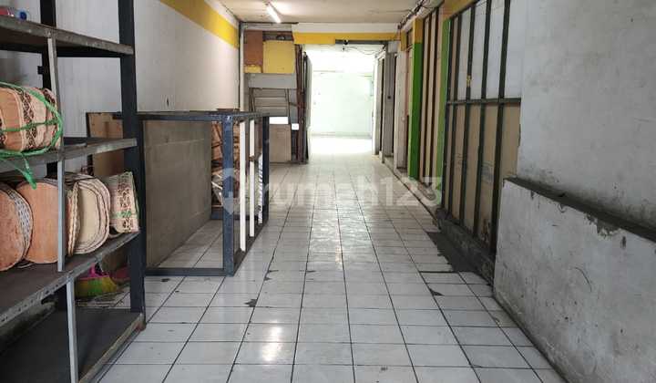 For Lease Strategic Commercial Space in Sukajadi Bandung
