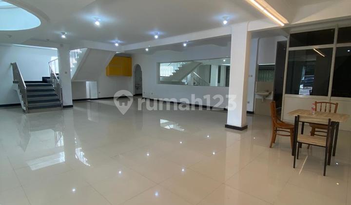 For Rent: Very Strategic Business Space in Pasirkaliki, Bandung For Rent: Very Strategic Business Space in Pasirkaliki, Bandung