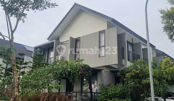 Dijual Rumah Hook di Kota Baru Parahyangan Furnished