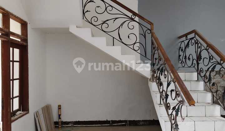 Dijual Rumah Taman Kopo Indah Patung Kuda Bandung
