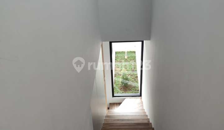 New House for Sale in the Center of Bandung City, Leuwisari Complex 2