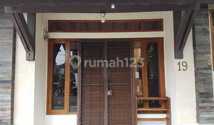 Dijual Rumah di Kopo Permai Bandung Siap Huni Dijual Rumah di Kopo Permai Bandung Siap Huni
