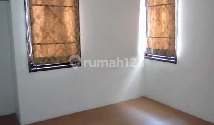 Disewakan Rumah Hook di Komplek Nyaman Ciwastra Bandung 2