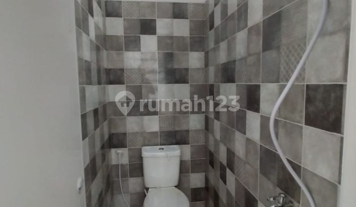 For Sale House in Taman Kopo Indah Bandung Minimalist Well-Maintained 2