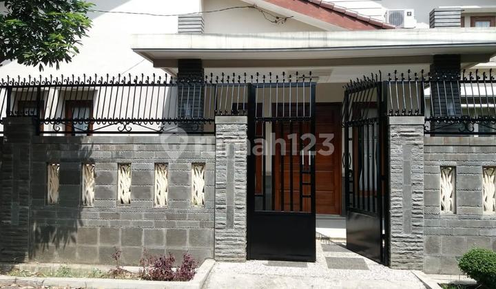 For Sale Hook House in Cisaranten Bandung Ready to Occupancy. 2