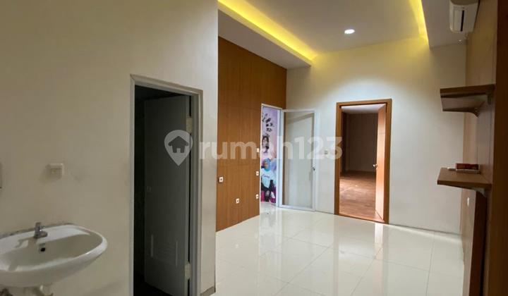 For Rent: Shop House in front of Maranatha University Suryasumantri Bandung 2