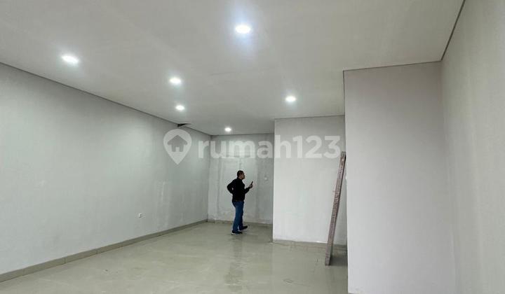 Dijual Ruko Baru Strategis di Jl Cikutra Barat Bandung Dijual Ruko Baru Strategis di Jl Cikutra Barat Bandung