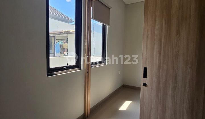 Dijual Rumah Minimalis Terawat di Summarecon Bandung 2