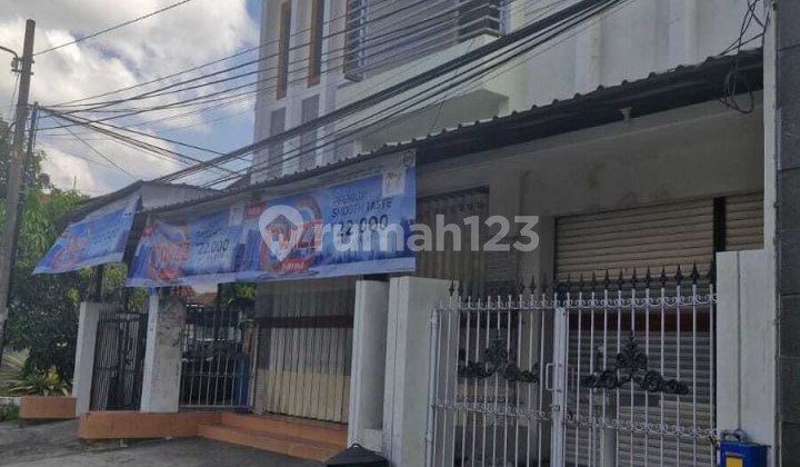 Dijual Rumah Usaha Hook Terawat di Araya Blimbing Malang