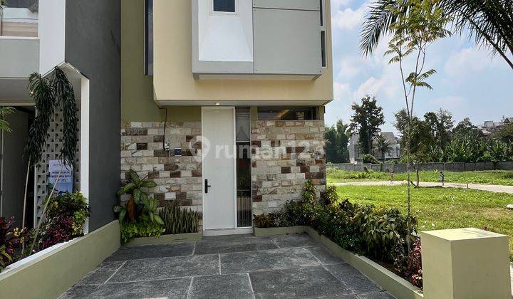 Rumah Manis Tengah Kota Malang Dkt Rumah Sakit Lavallete 1